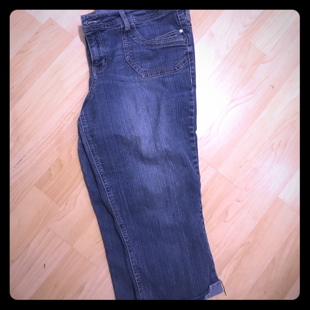 Lei jean capris SIZE 15